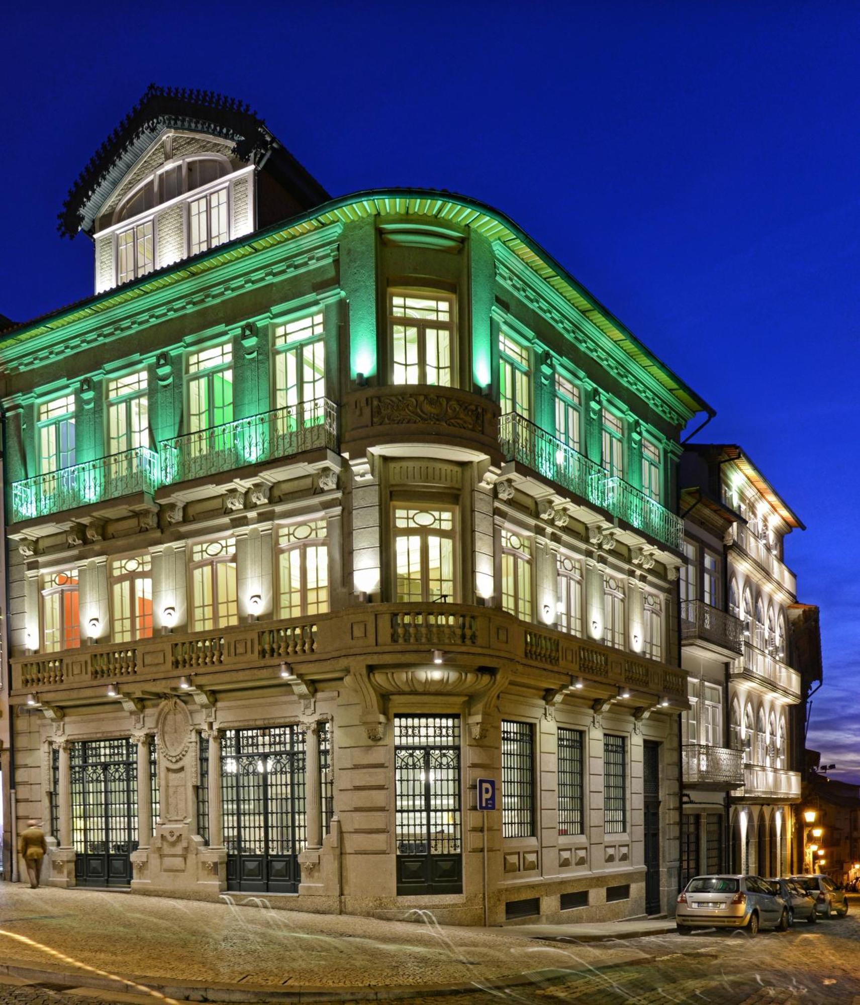 Emaj Boutique Hotel Guimaraes Exterior photo